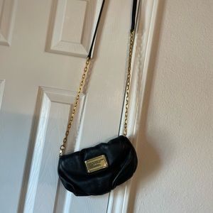 Marc Jacob’s black cross body